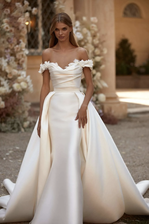 vera wang wedding dress price